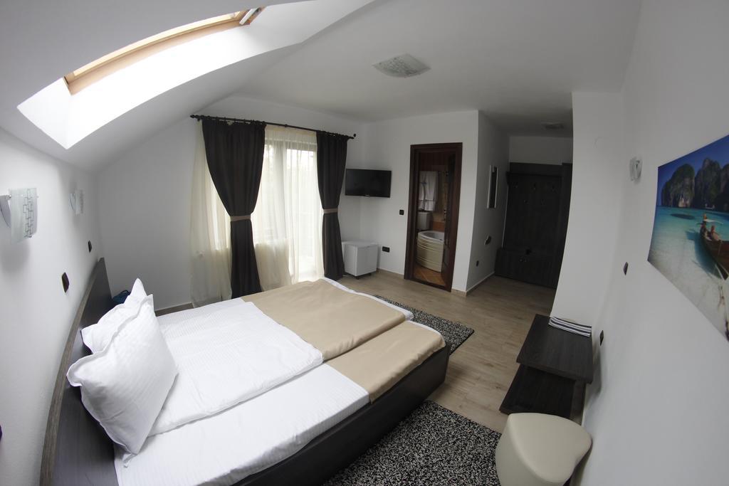 Casa Laur Cu Plaja Privata Otel Colibiţa Dış mekan fotoğraf
